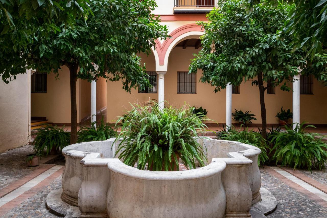 Magno Apartments Santa Ana 26 Севилья Экстерьер фото